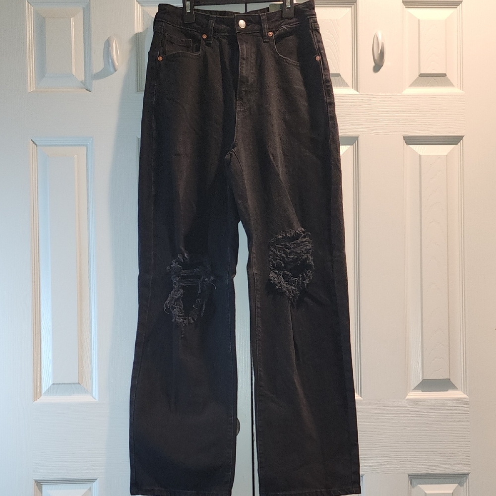 Black Distressed Jeans
